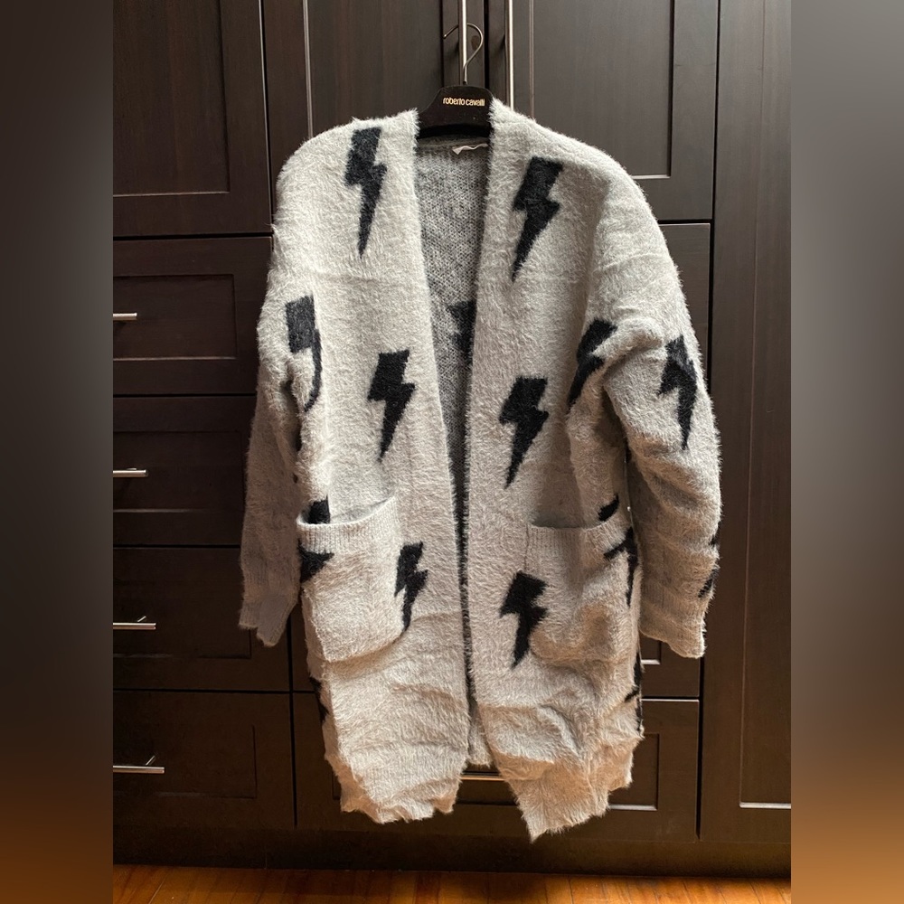 Storia size small long cardigan